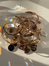 1.	“Genuine Alex & Ani